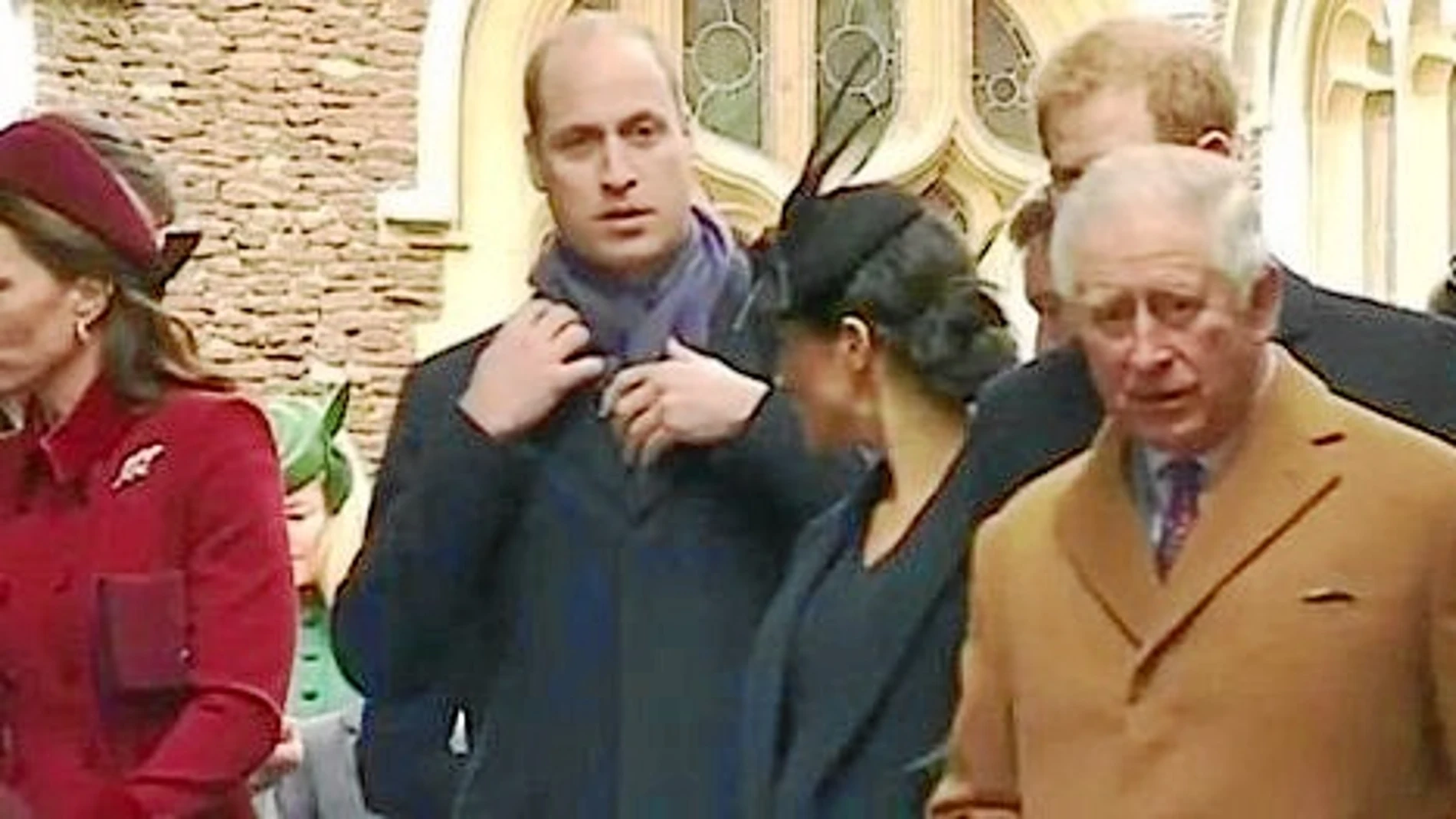 Los duques de Cambridge y Sussex tras la misa de Navidad