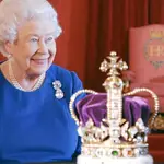  La Corona Real vuelve a manos de Isabel II