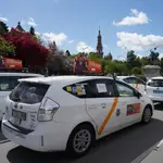 Una caravana de taxistas en Sevilla, el verano pasado