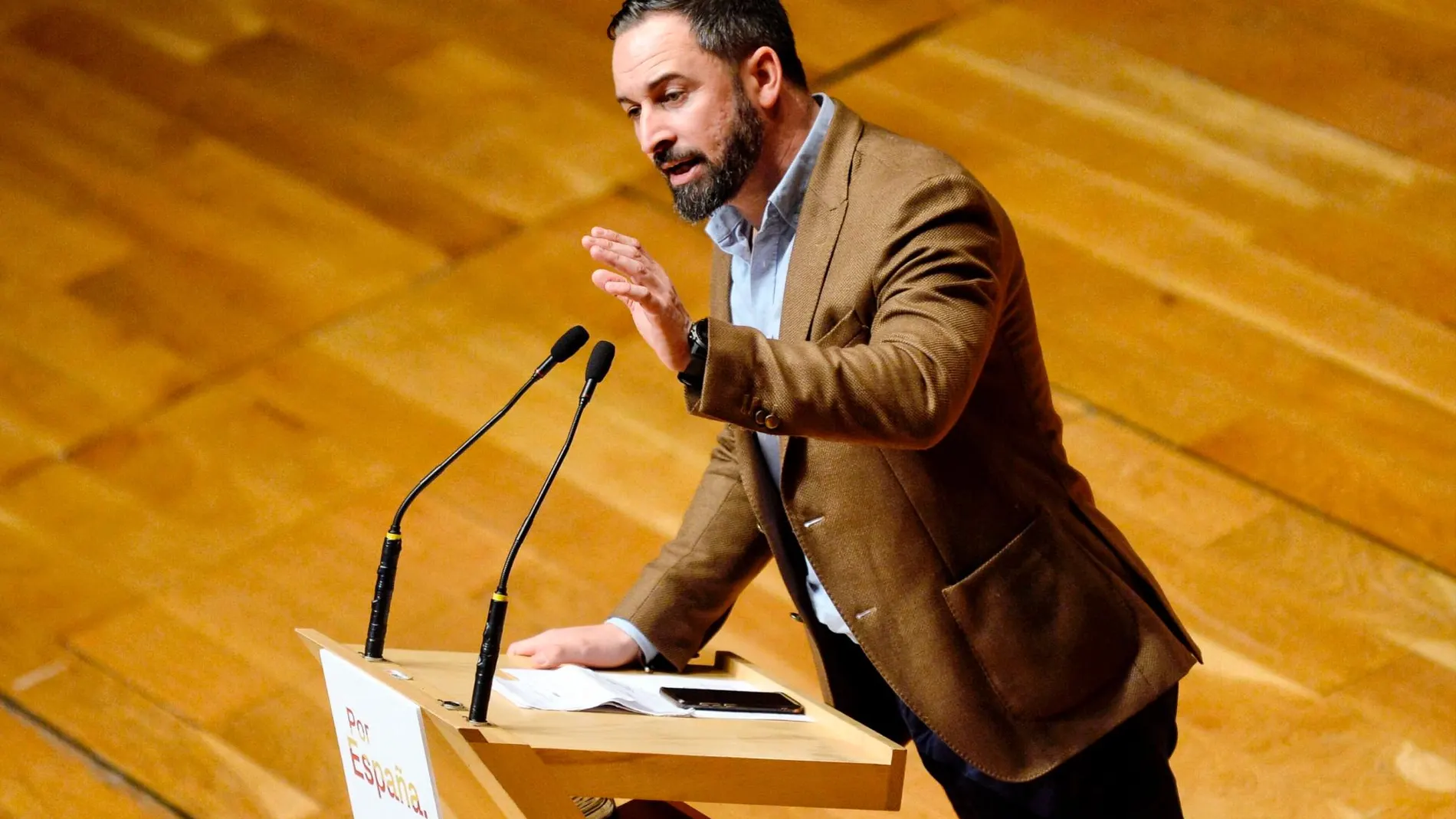 Santiago Abascal en un acto electoral de ayer