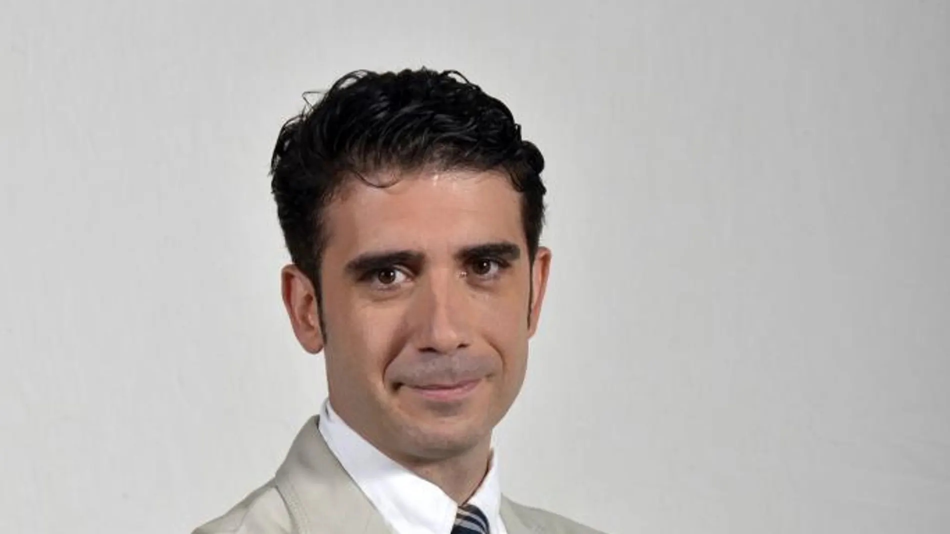Marcos Pérez, director de ¡Hola TV!: “La manera en que ¡HOLA! TV aborda las noticias nos hace únicos”