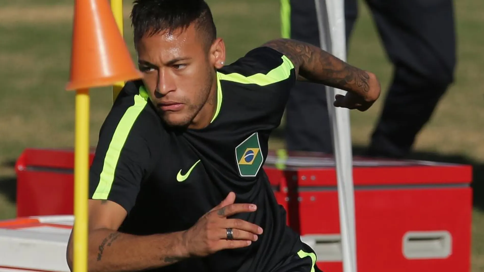 Neymar entrenando con la selección brasileña el pasado 3 de agosto
