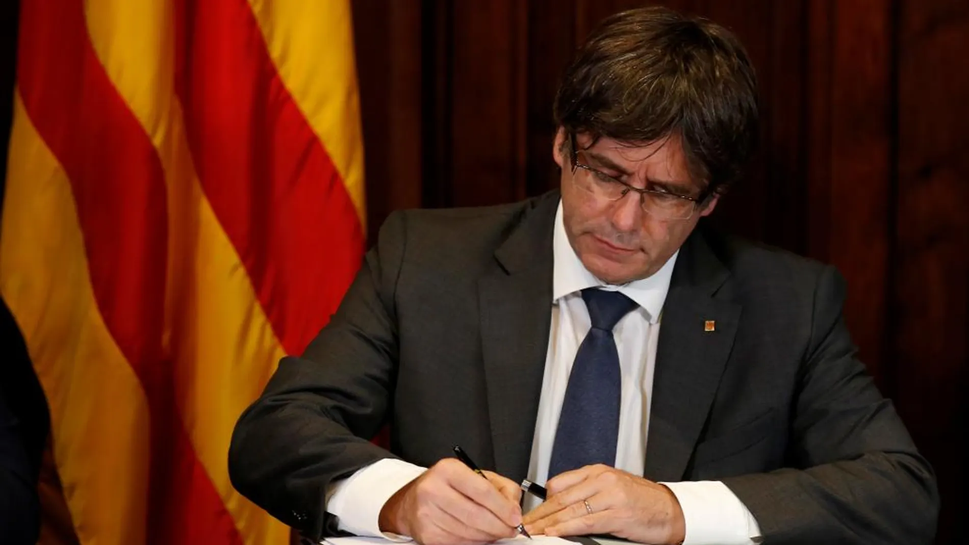 Puigdemont llama a votar a los catalanes: «Su decisión nos vinculará»