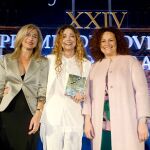 Fallo del XXIV Premio Fernando Lara, recaído en la escritora Ángela Becerra / Foto: La Razón