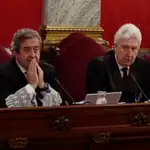 Los fiscales Javier Zaragoza y Fidel Cadena durante el juicio del &quot;procés”