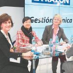 Pilar Llamas (Jefa de Servicio de Hematología de la Fundación Jimenez Díaz de Madrid), Nieves Martín (Directora Técnica de Farmacia de Castilla y León), Regina Muzquiz (Directora General de Biosim) y Ana Lozano (Vicepresidenta de la Sociedad Española de Farmacia Hospitalaria) / Foto: Cristina Bejarano