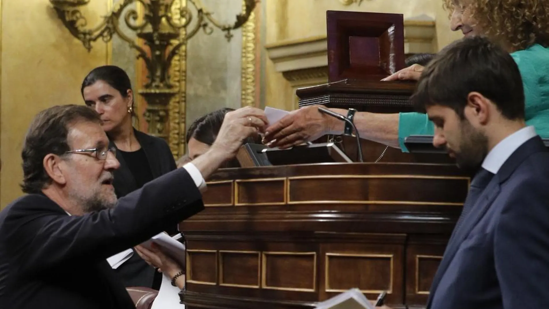 Rajoy garantiza a C’s que no negocia con los independentistas