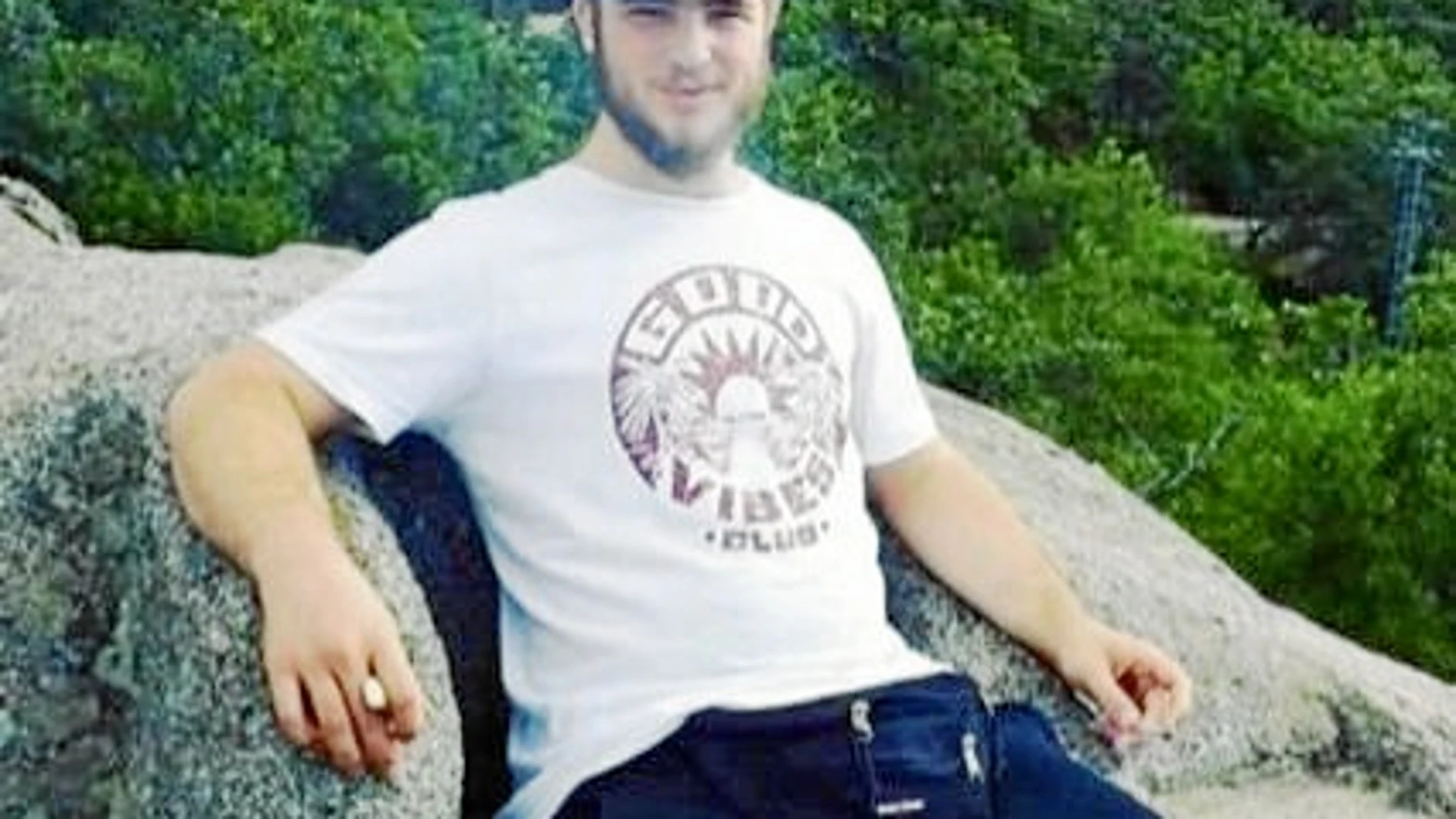 El joven de 20 años Alejandro B. M., asesinado en las fiestas de su pueblo en la noche del martes al miércoles.