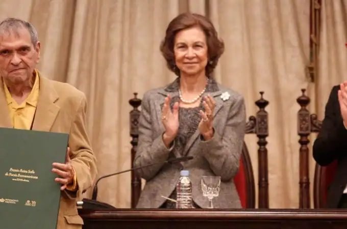 La defensa del ser humano y de la honradez marcan la entrega del Reina Sofía de Poesía