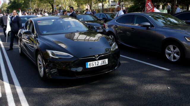 Los operadores de Uber y Cabify también ha protagonizados movilizaciones / Foto: La Razón