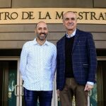 El nuevo director del Maestranza y el delegado de Cultura / Foto: Manuel Olmedo