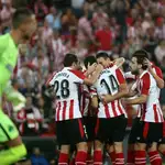  Aduriz y Muniaín sellan el pase del Athletic a la fase de grupos de la Europa League