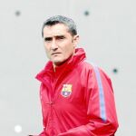 Valverde, en el entrenamiento de ayer del Barcelona