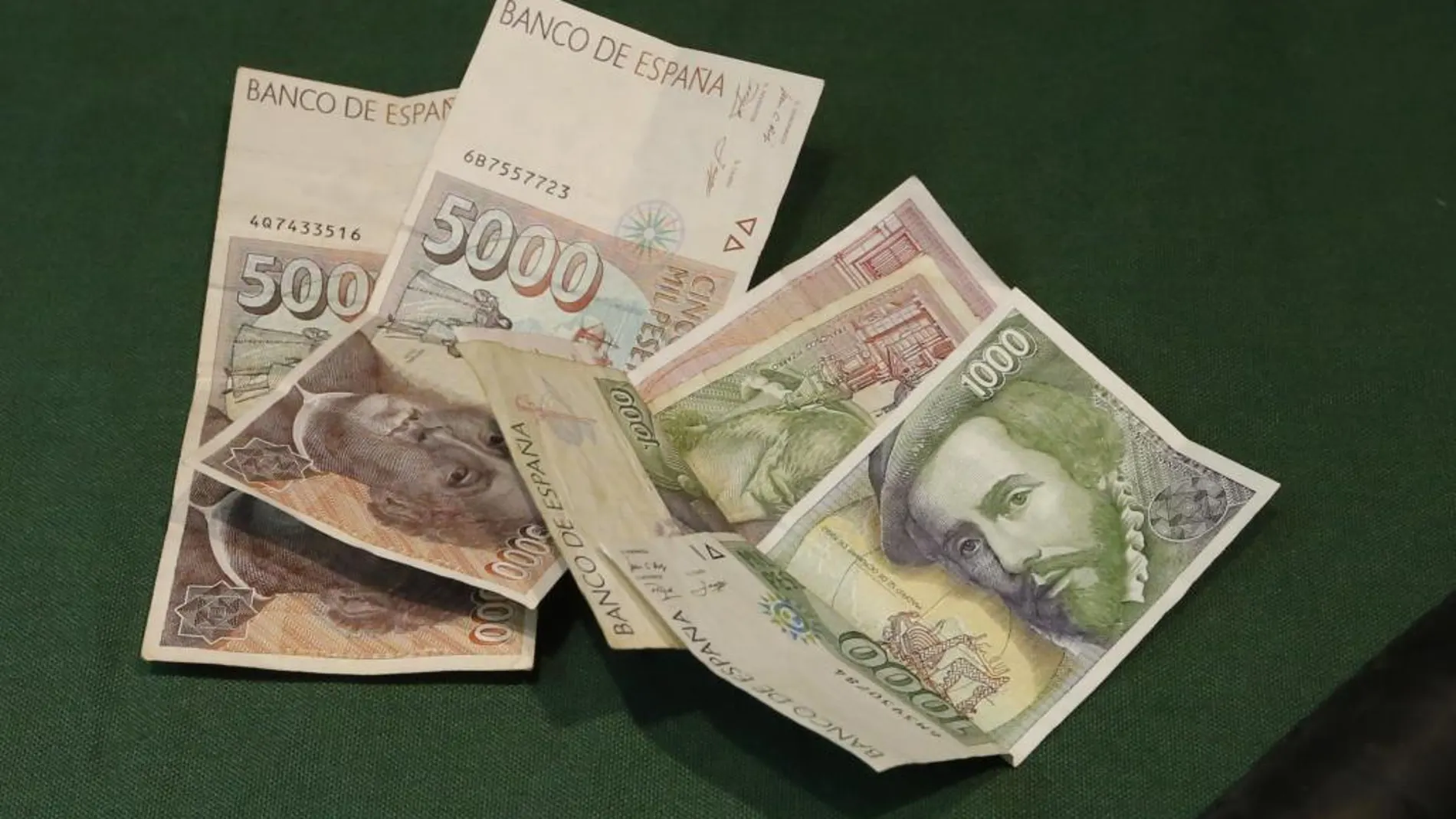 Los españoles conservan dinero en pesetas por un valor total de 1.635 millones de euros