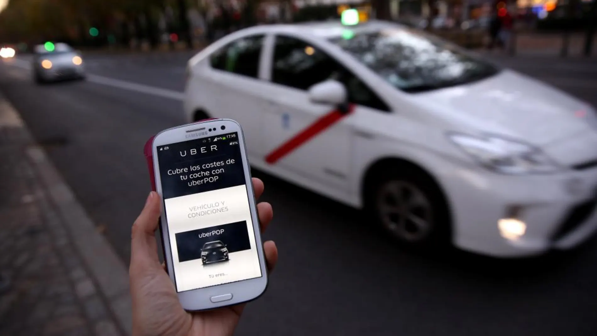 Competencia recurre en el Supremo la norma que regula a Uber y Cabify