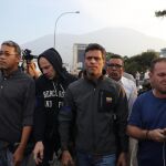 Leopoldo López tras su liberación: “Todos a la calle”
