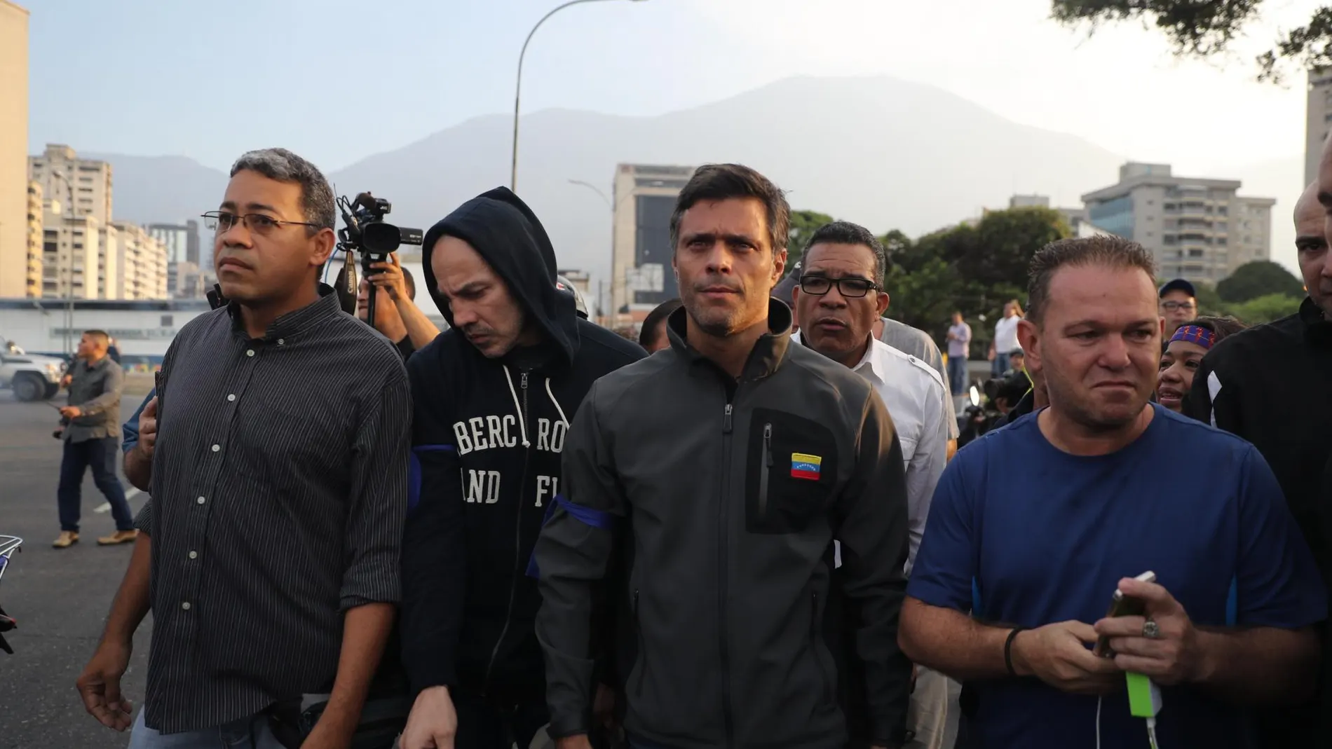 Leopoldo López tras su liberación: “Todos a la calle”