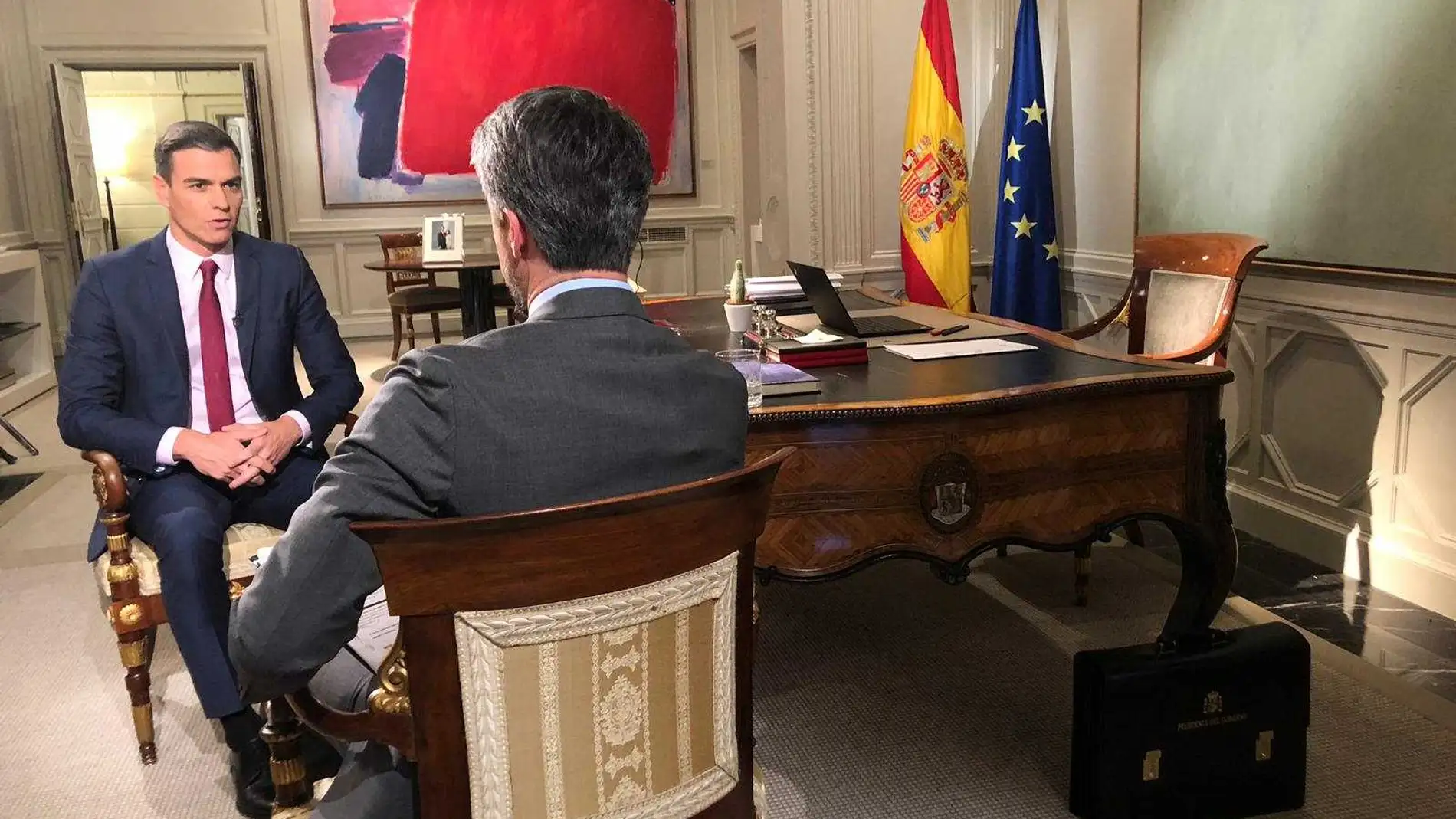 Pedro Sánchez, en un momento de la entrevista con Carlos Franganillo. Foto: RTVE