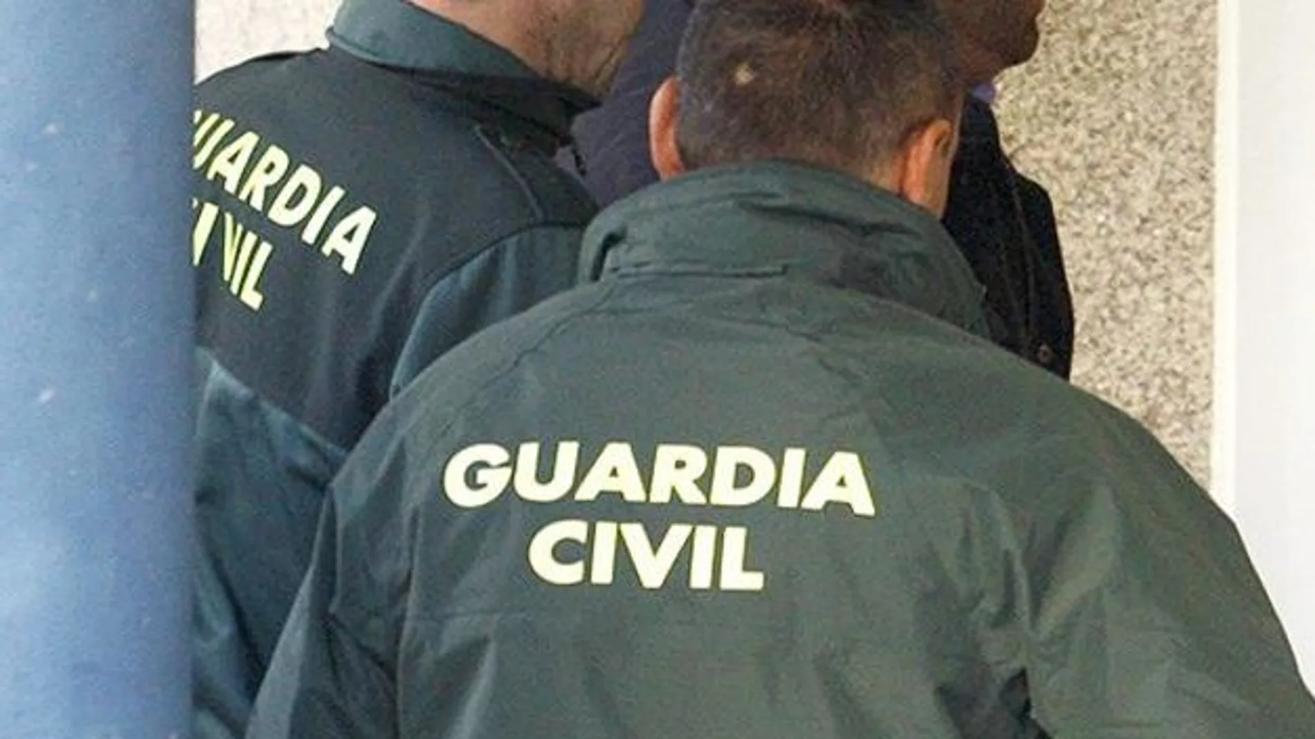 La Guardia Civil halla la conexión de la red financiera del EI en Gerona