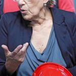 La alcaldesa de Madrid, Manuela Carmena, anunció estas ayudas a bombo y platillo en 2016