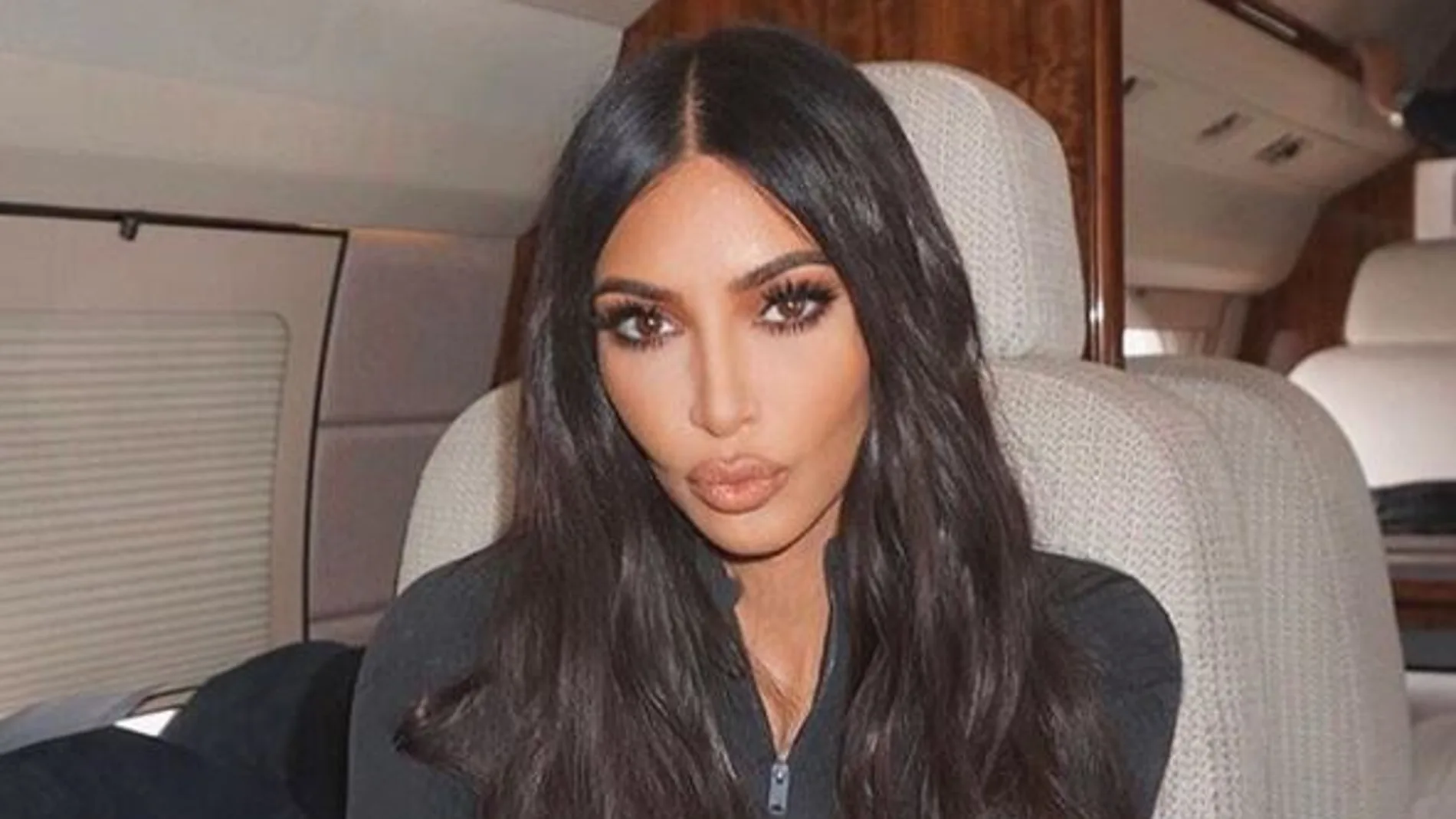 Kim Kardashian es una de las "celebrities" que ha puesto de moda la técnica del "contouring"