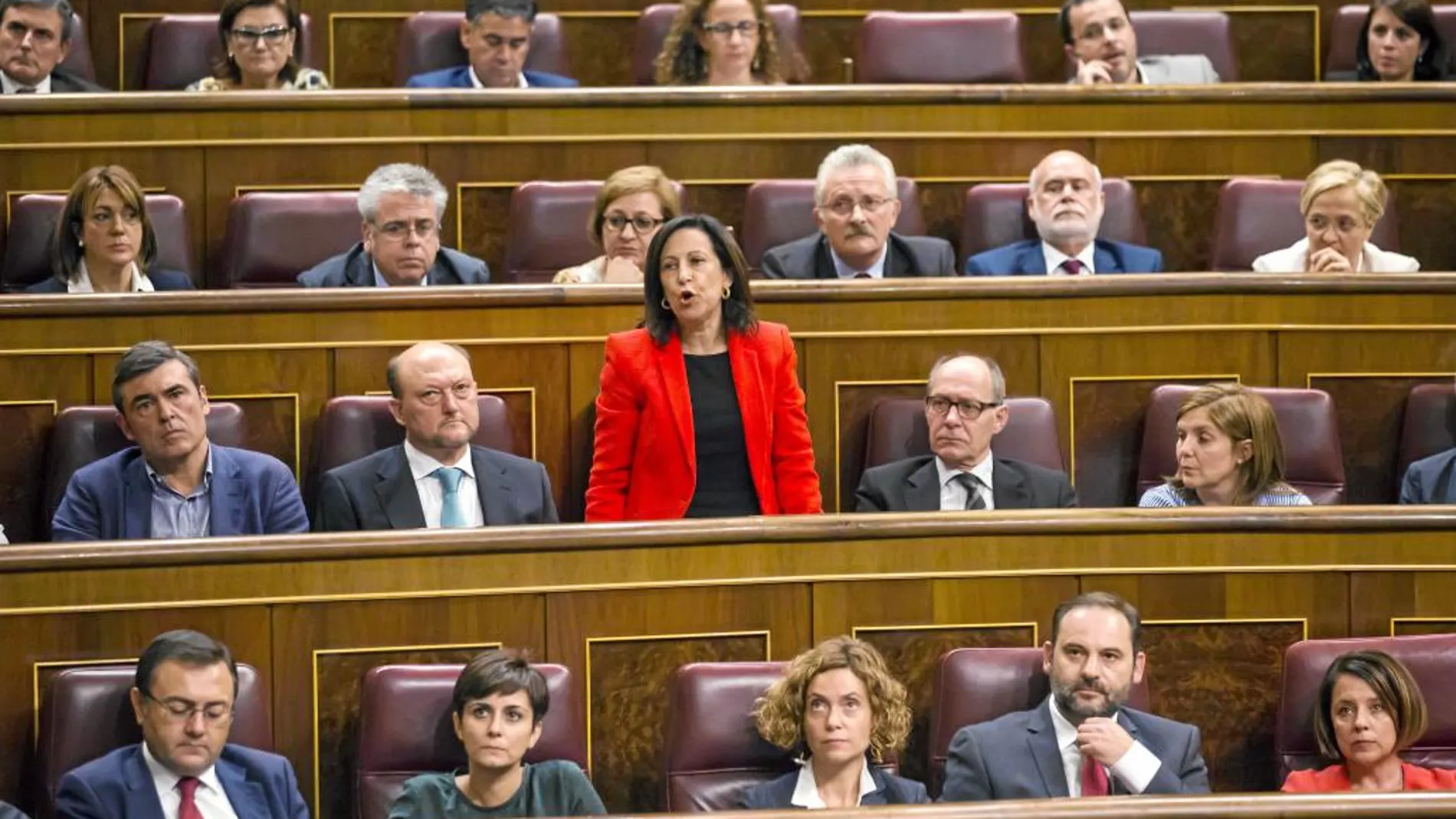 Durante la investidura de Mariano Rajoy, quince diputados socialistas incumplieron la disciplina y votaron «no» al candidato popular