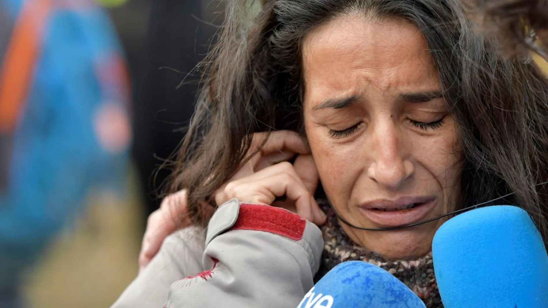 La madre del menor desaparecido en el paraje de las Hortichuelas en Nijar (Almería)