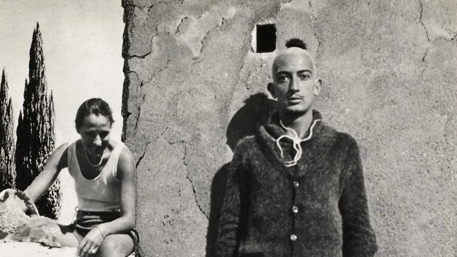 Gala y Salvador Dalí fotografiados por Luis Buñuel