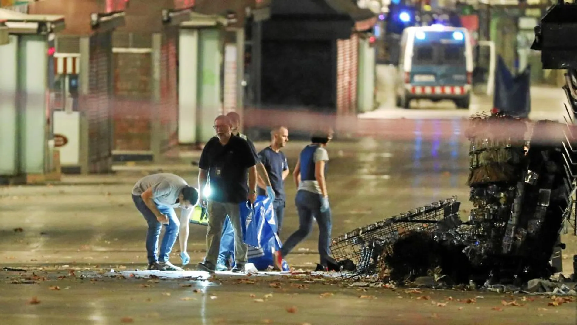 En los atentados yihadistas de La Rambla de Barcelona y Cambrils (Tarragona) murieron 16 personas en agosto del pasado año / Efe