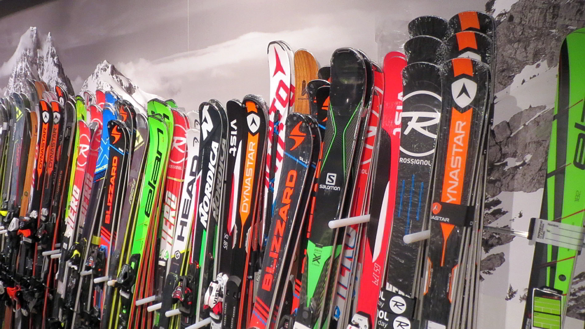 5 consejos para guardar tus esquís y botas tras finalizar la temporada