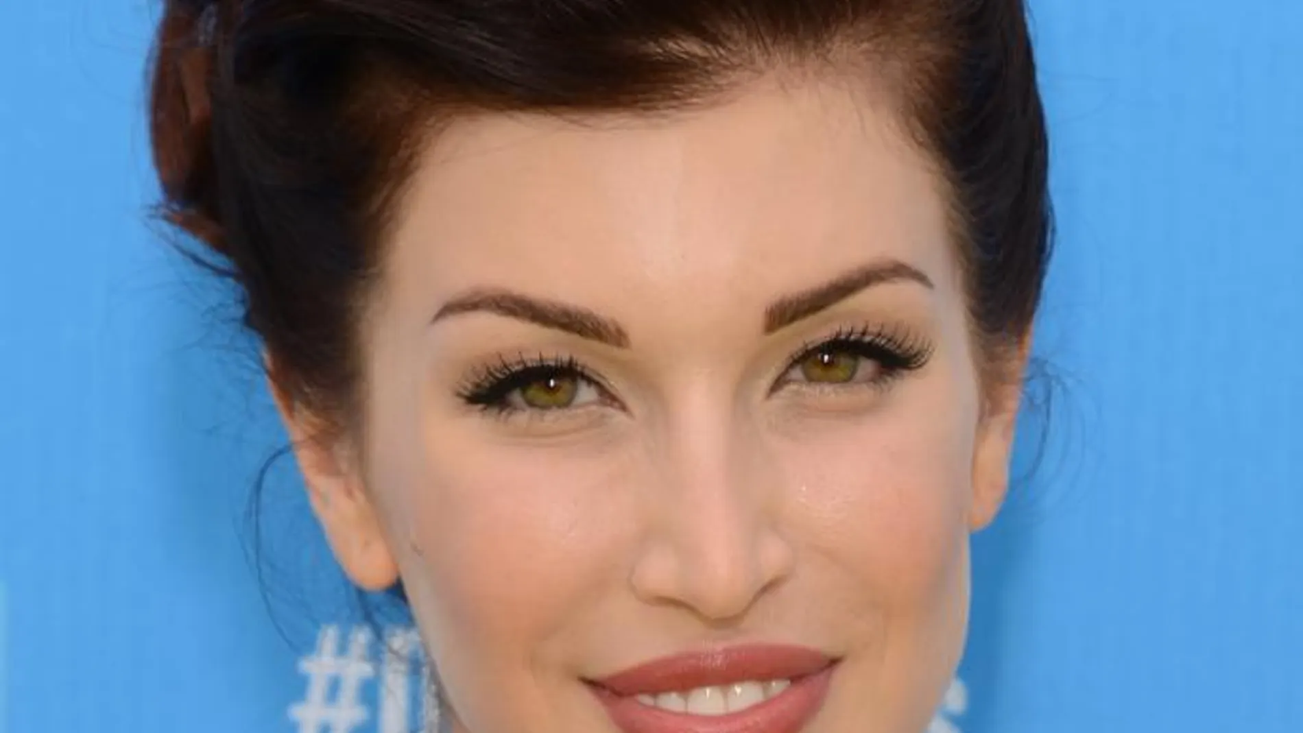 Stevie Ryan en un acto de la asociación Do Something Awards.