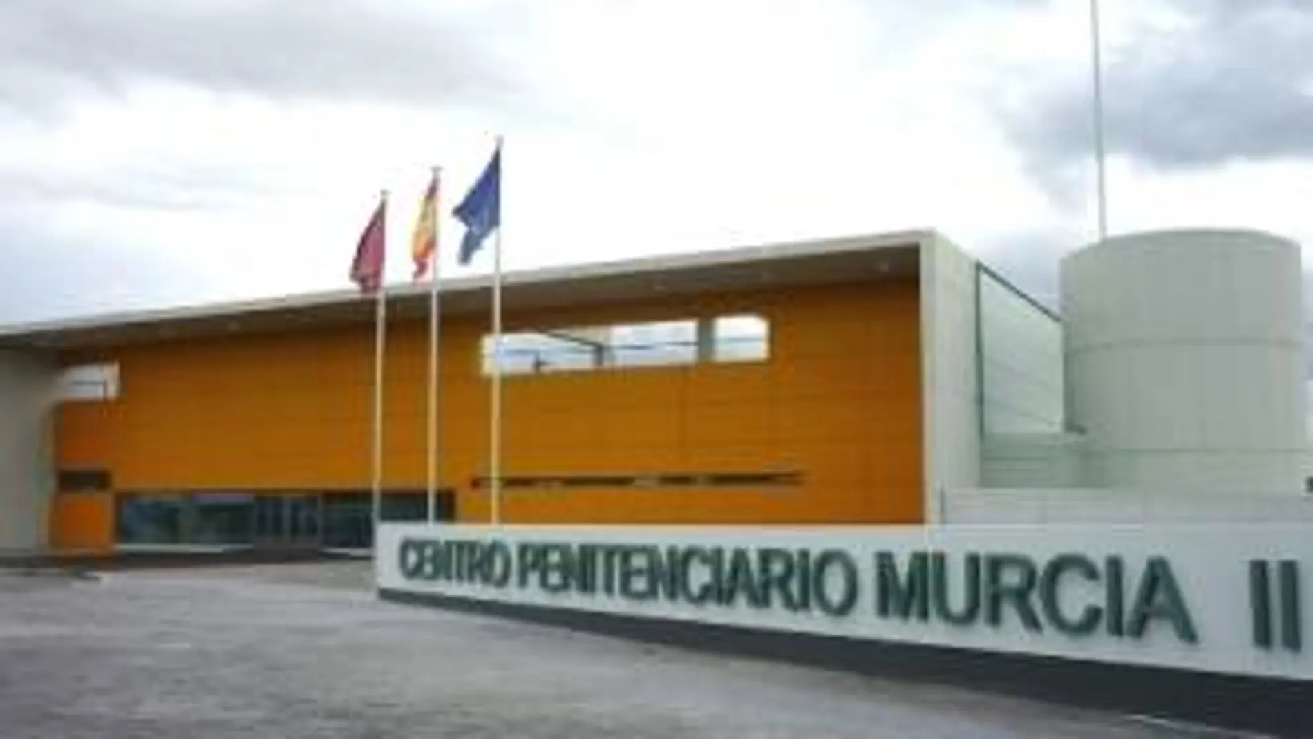 Alimentos de «lujo» para los reclusos de cárcel de Campos del Río