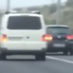 Uno de los vehículos circuló, incluso, por el arcén/Foto y vídeo: Atlas