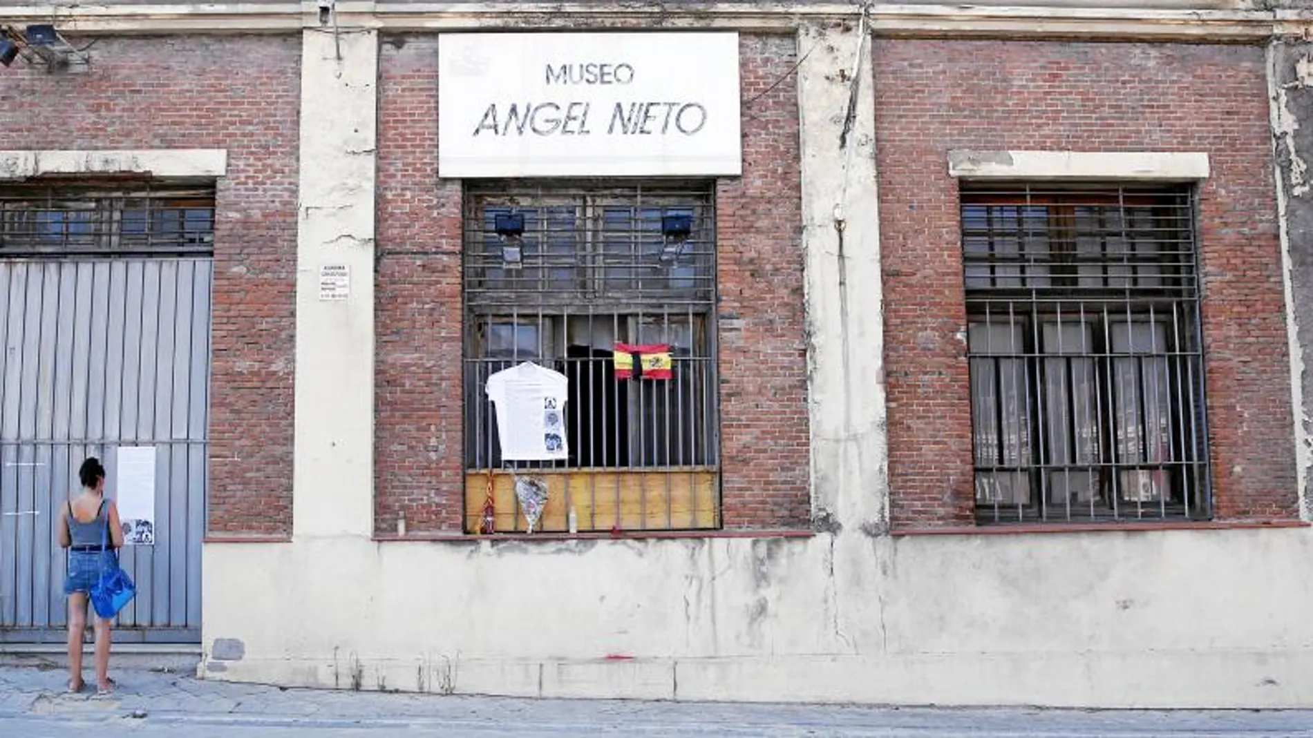 El Ayuntamiento le obligó a Nieto a desalojar el local situado en la Avenida del Planetario de Argnazuela porque iba a contruir allí pisos