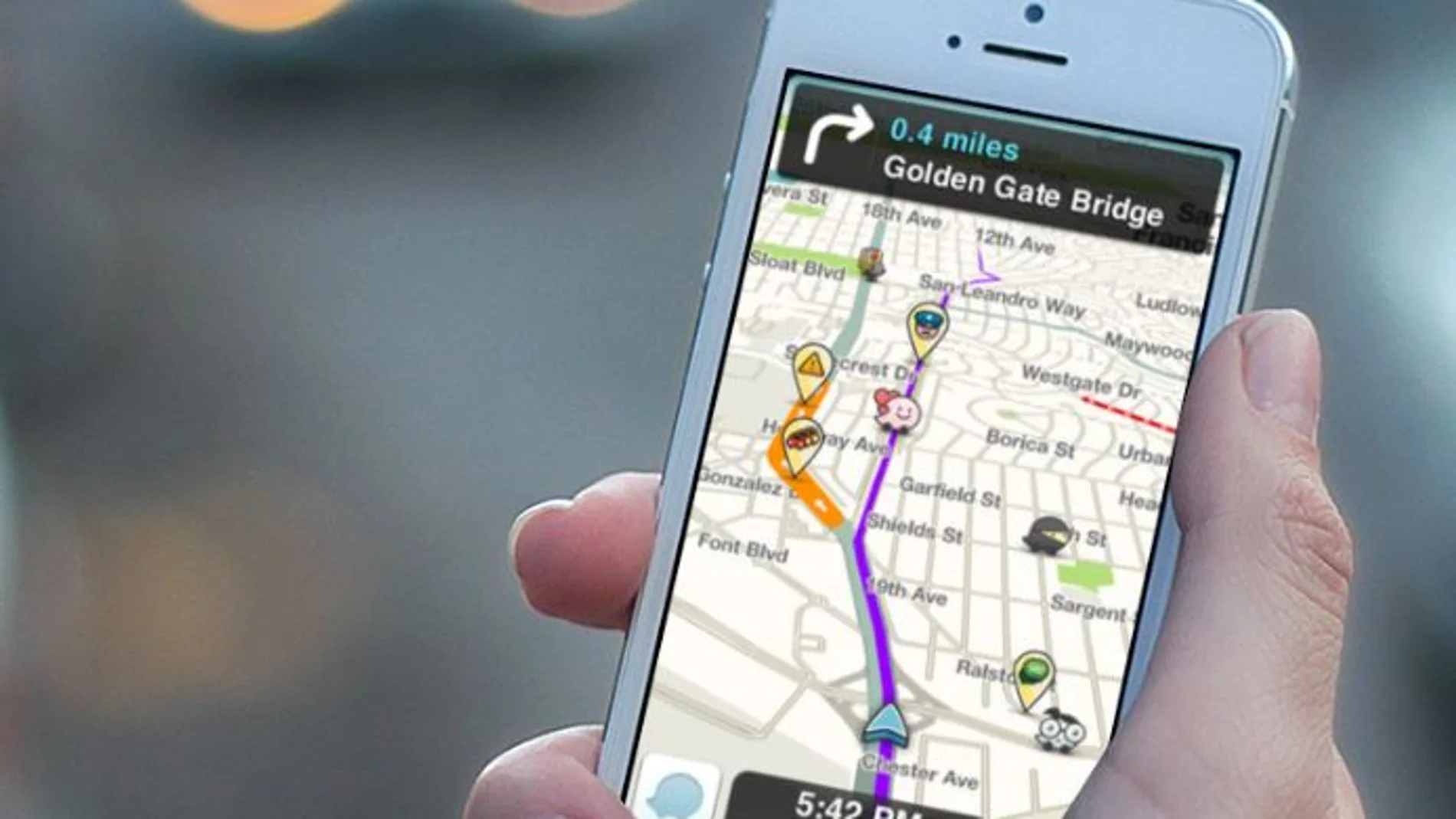 Waze es un "app" de navegación con funciones sociales.