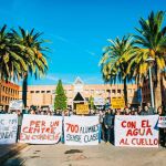 Los alumnos del Conservatorio Superior de Música se manifestaron ayer frente a la Conselleria de Educación