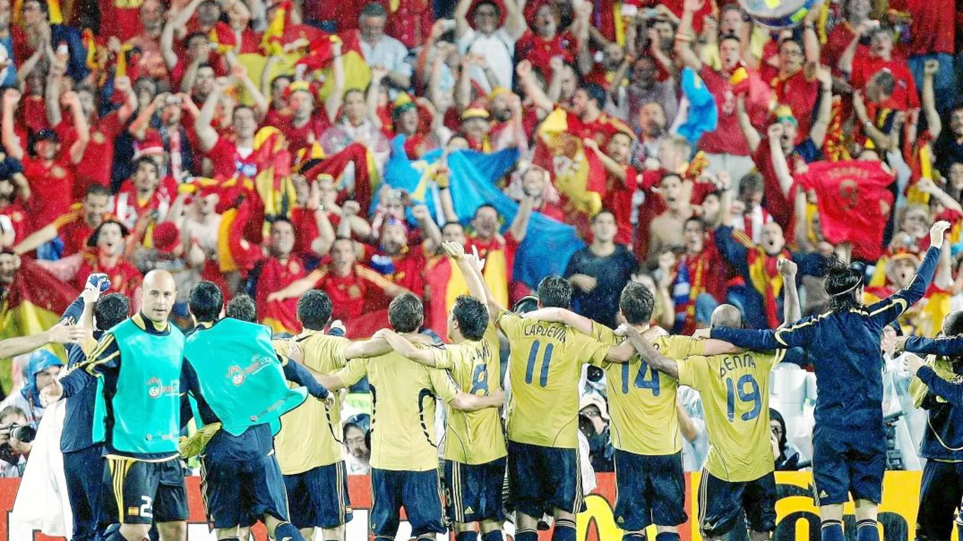 Uno de los mejores partidos en la historia de la Selección fue contra Rusia. En la semifinal de la Eurocopa de 2008 / Efe