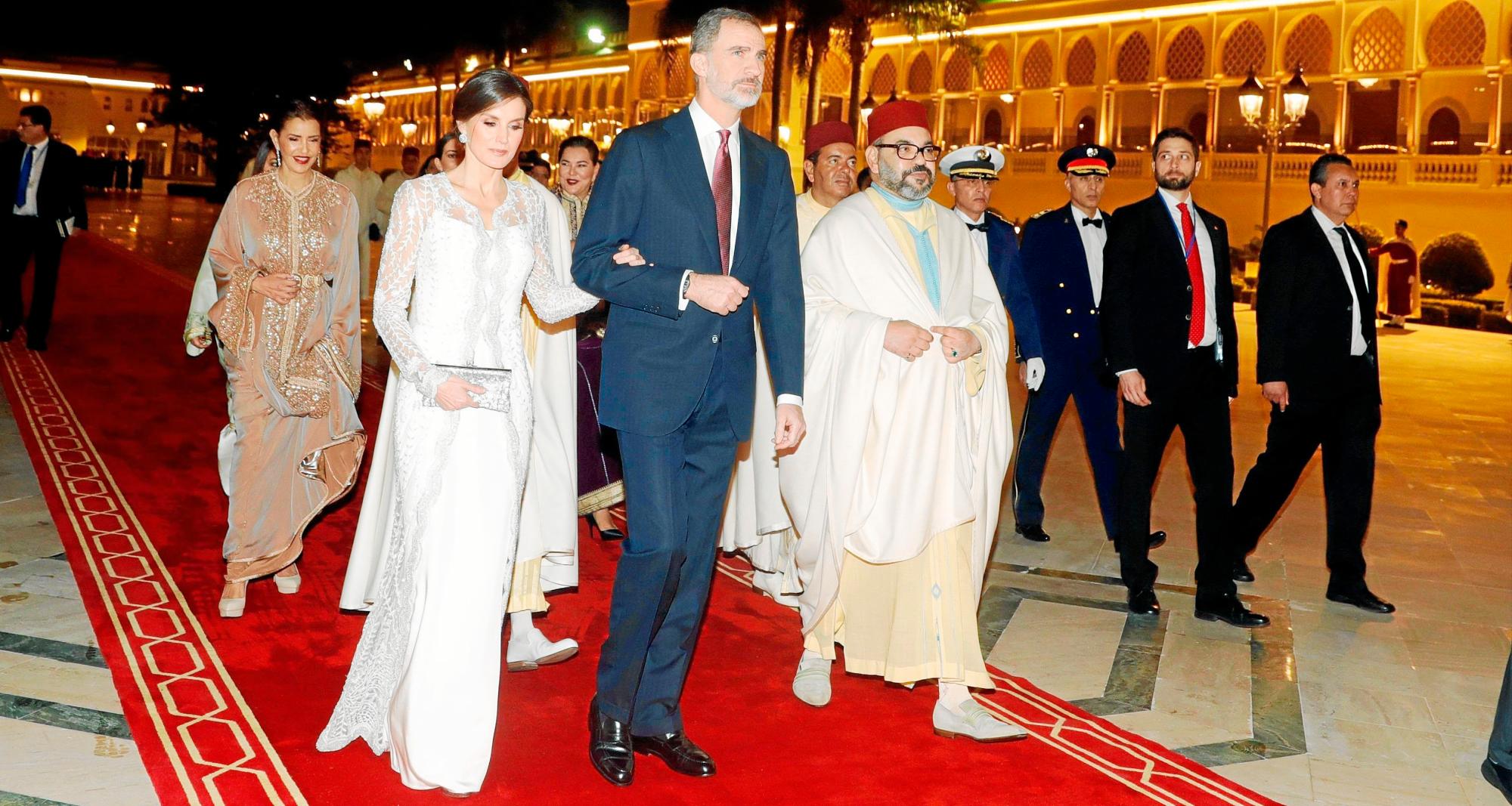 Felipe VI contacta con Mohamed VI de Marruecos por la crisis sanitaria