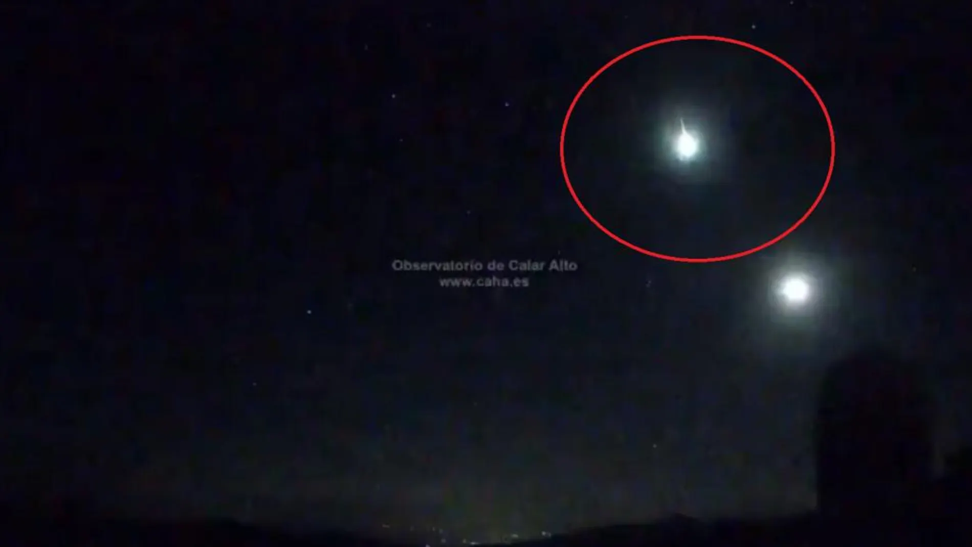 Captura de pantalla de video de la bola de fuego captada por el Observatorio de Calar Alto.
