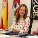 La presidenta del Parlamento regional, Silvia Clemente, junto a la vicepresidenta Ana Sánchez al término de la reunión de la Mesa de las Cortes, ayer en Valladolid