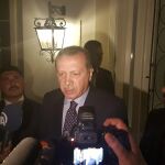 Viceprimer ministro dice que Erdogan está volando a Estambul