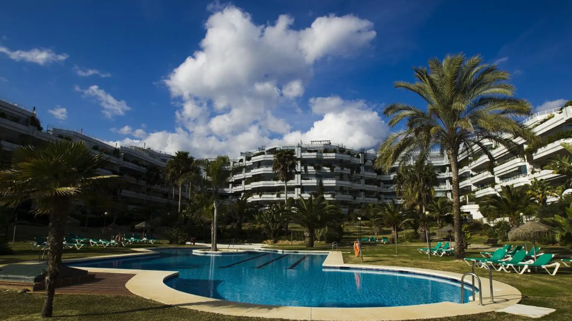 El turismo en Marbella recurre cada vez más a las viviendas vacacionales en lugar de a los apartamentos turísticos