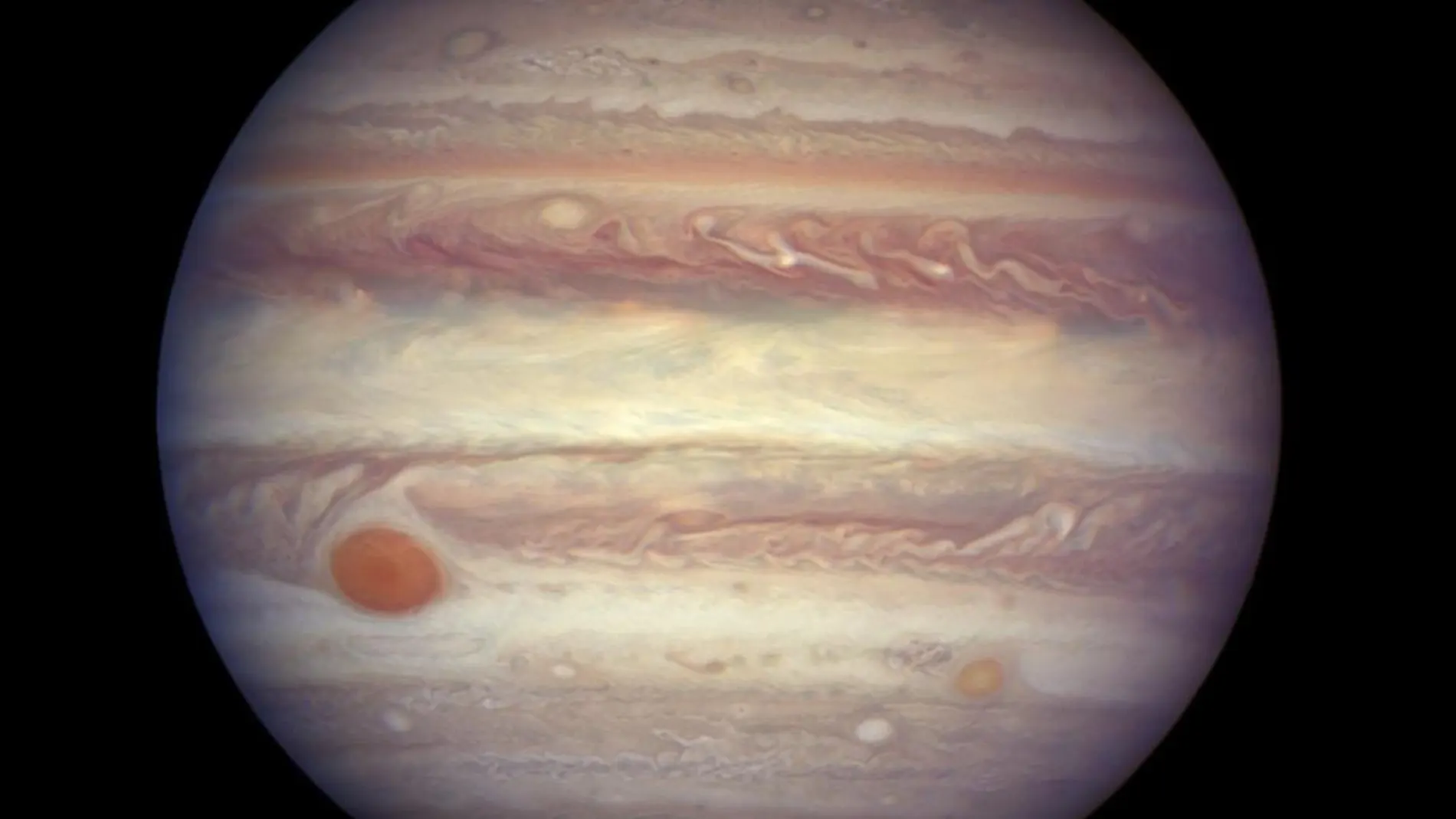 Doce lunas más para Júpiter
