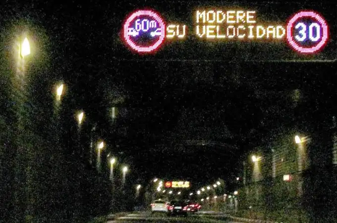 A 30 en el túnel de María de Molina para seguridad de los motoristas