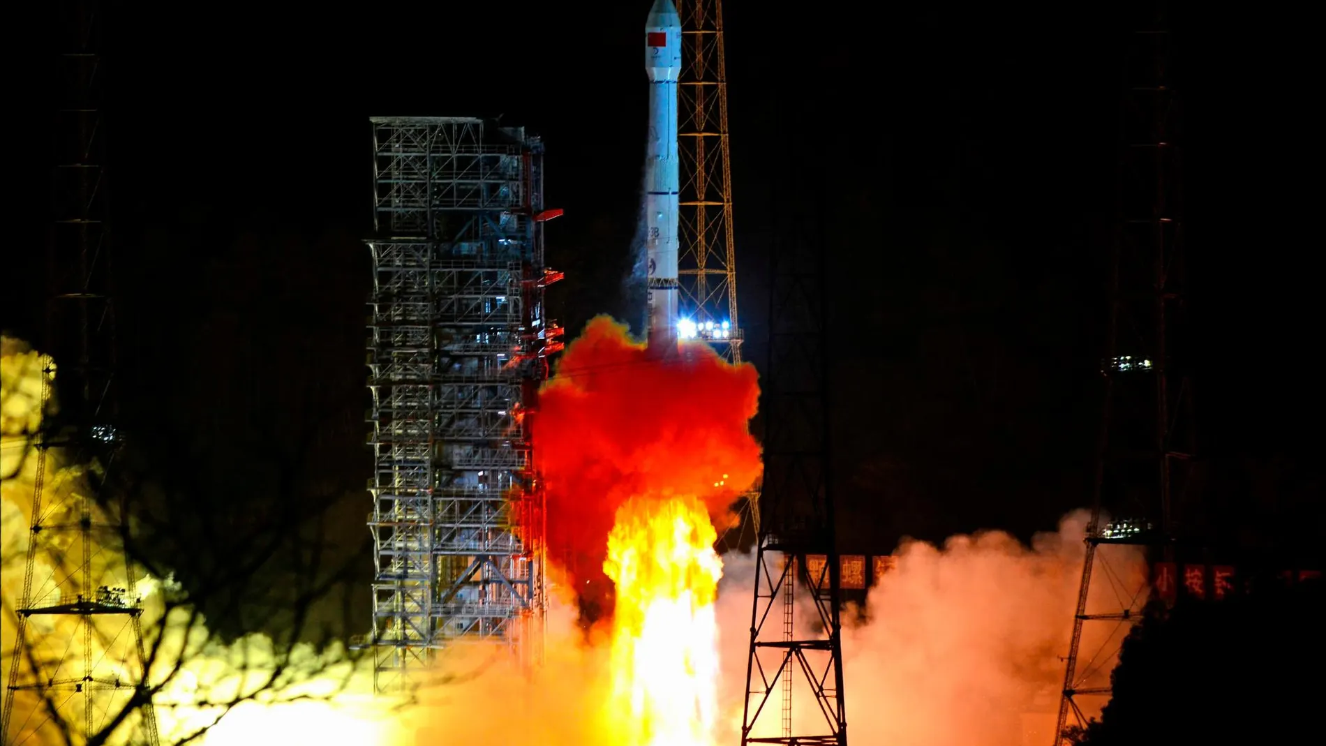 Despegue, el pasado 8 de diciembre, del coheteLong March-3B con la sonda Chang’e 4 en su interior / Reuters