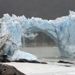 El espectacular glaciar Perito Moreno, el más turístico de cuantos tiene Argentina/AP