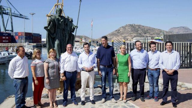Los líderes del PP de las cuatro Autonomías, Bonig, Sánchez, Bonilla y Albiol, con sus equipos de partido