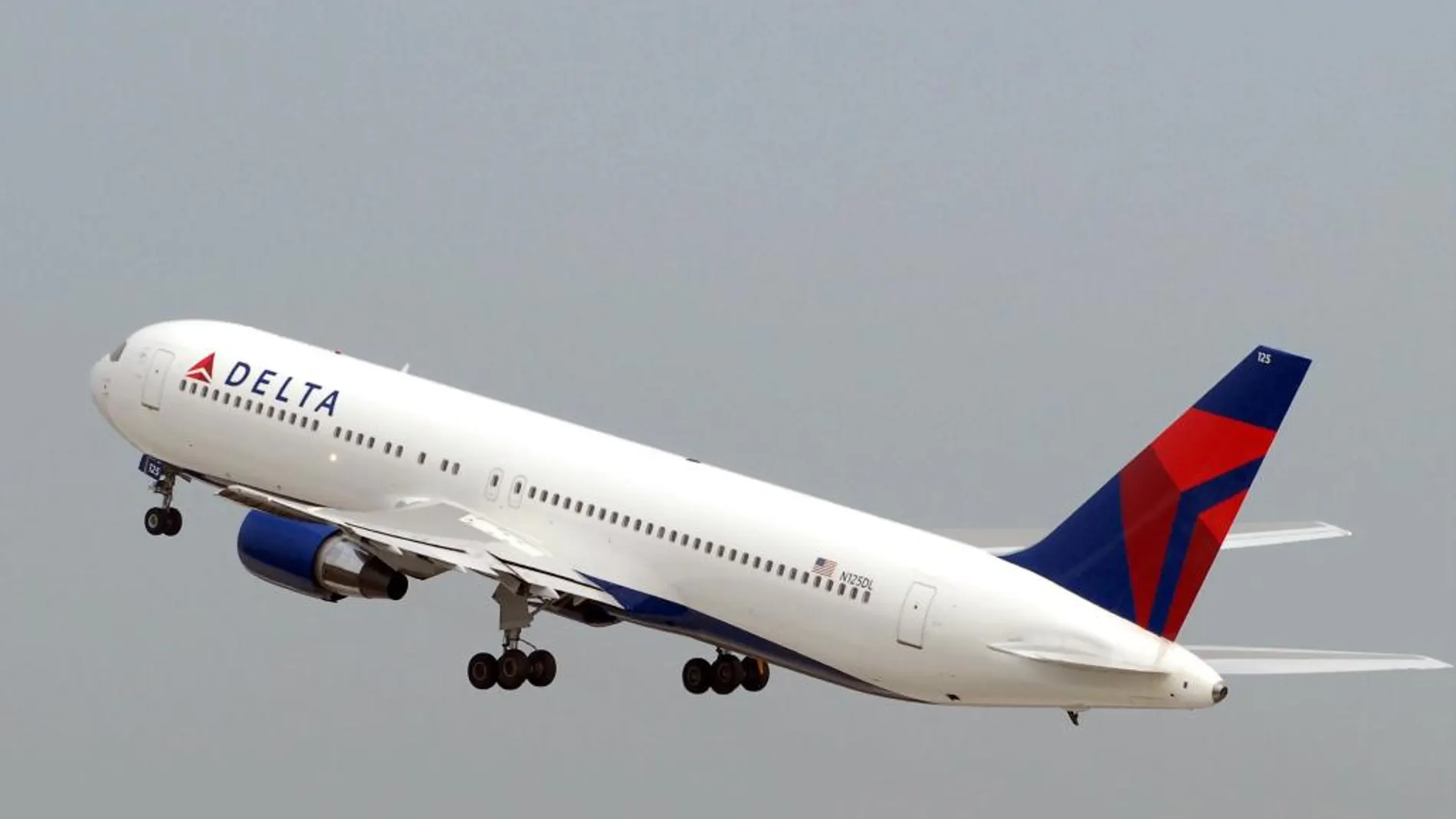 Avión Boeing 767 de la compañía Delta