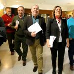 La consejera de Agricultura y Ganadería, Milagros Marcos, junto a los responsables de las organizaciones agrarias en la última reunión antes de analizar la situación del sector remolachero