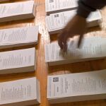 Más de 1,7 millones de vascos están llamados a votar en 2.593 mesas de votación repartidas en 720 colegios